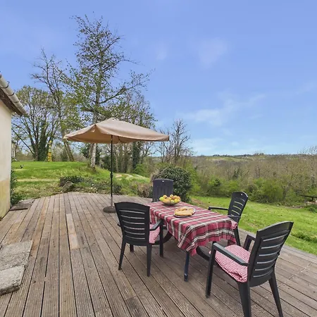 La Sonnerie, Nature & Piscine Commune